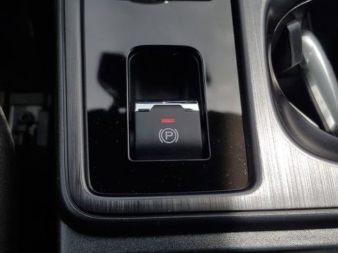 New 2026 Subaru Outback Touring XT AWD/4WD image 32