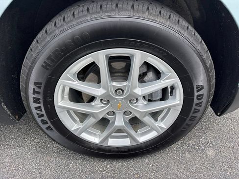 Used 2022 Chevrolet Equinox LT AWD/4WD image 13