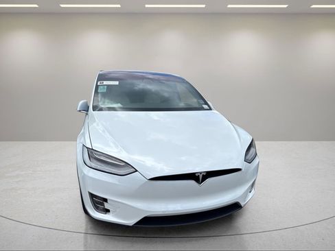 Used 2020 Tesla Model X Long Range AWD/4WD image 24