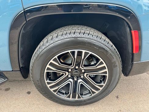 Used 2026 Jeep Grand Wagoneer image 12