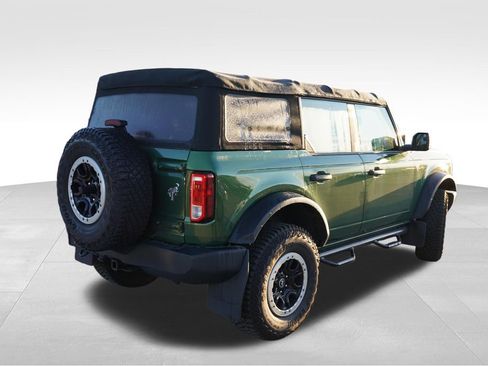 Used 2022 Ford Bronco 4-Door w/ Sasquatch Package AWD/4WD image 3