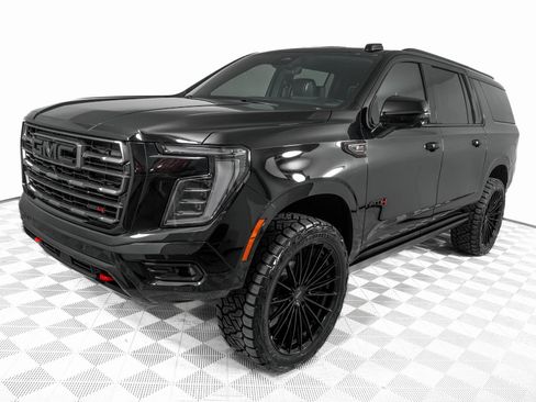 Used 2026 GMC Yukon XL AT4 Ultimate image 8
