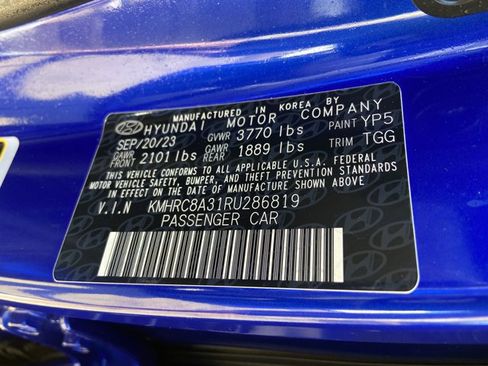 Used 2024 Hyundai Venue SEL image 32