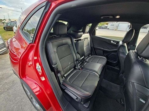Used 2026 Ford Escape ST-Line image 9