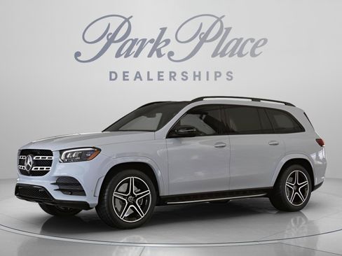 Used 2023 Mercedes-Benz GLS 450 4MATIC image 2