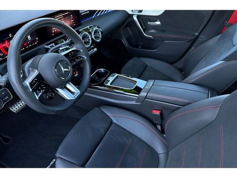Used 2025 Mercedes-Benz CLA 35 AMG 4MATIC image 10