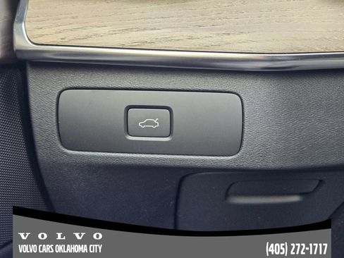 Used 2026 Volvo XC90 B6 Ultra w/ Protection Package Premier AWD/4WD image 23