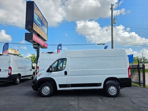 Used 2023 RAM ProMaster 1500 w/ Convenience Group FWD image 4