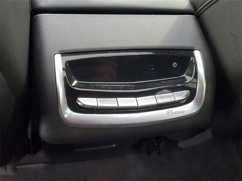 Certified 2023 Cadillac XT6 Luxury image 31