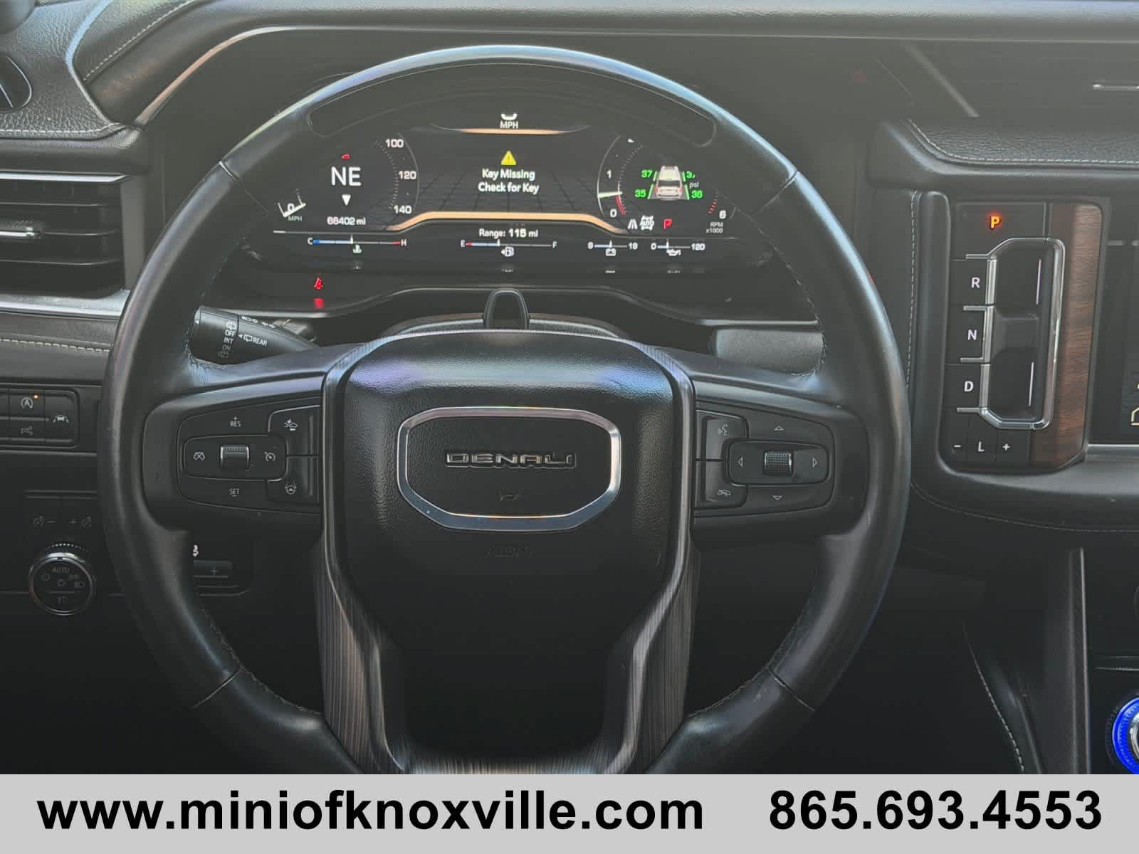 Used 2024 GMC Yukon Denali Ultimate AWD/4WD image 28