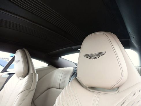 Used 2023 Aston Martin DB11 Coupe image 5
