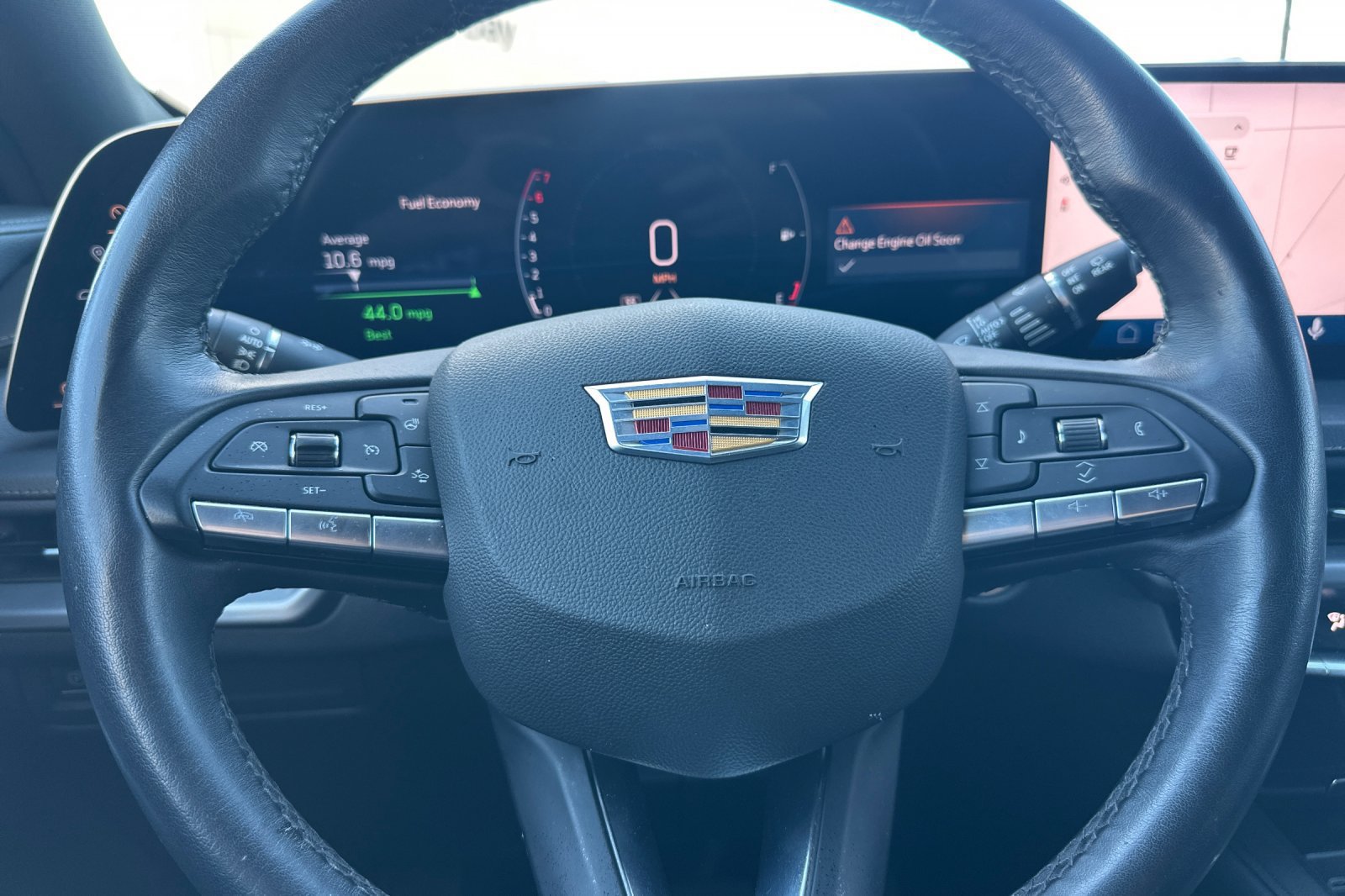 Used 2025 Cadillac XT4 Premium Luxury w/ Cold Weather Package AWD/4WD image 30