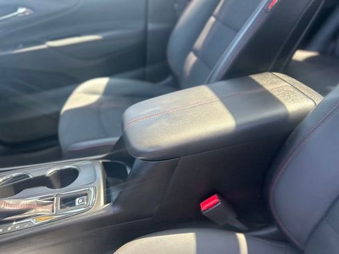 Used 2022 Chevrolet Equinox RS w/ RS Plus Package AWD/4WD image 9