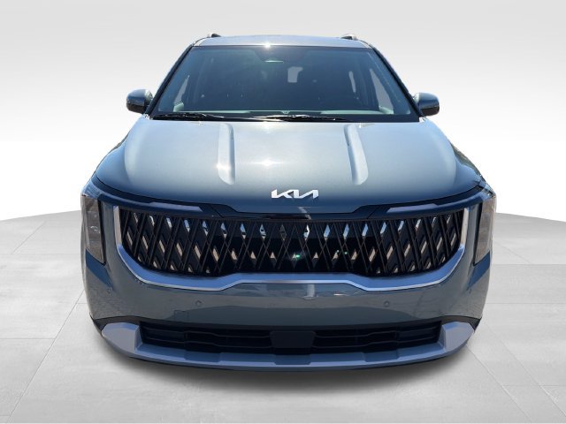 New 2027 Kia Carnival EX FWD image 2