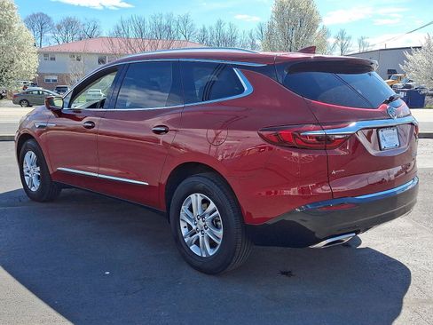 Used 2019 Buick Enclave Essence image 4