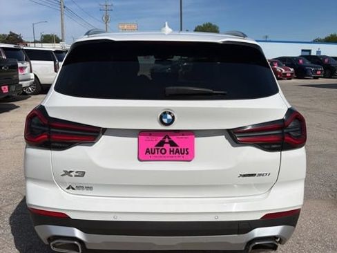 Used 2024 BMW X3 xDrive30i AWD/4WD image 11
