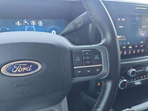 Used 2025 Ford F350 Lariat w/ Lariat Ultimate Package AWD/4WD image 26