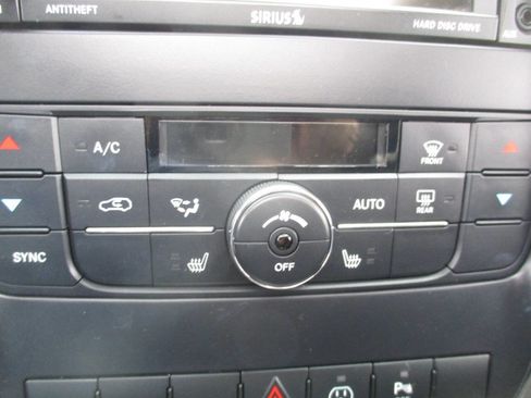 Used 2013 Jeep Grand Cherokee Laredo image 27