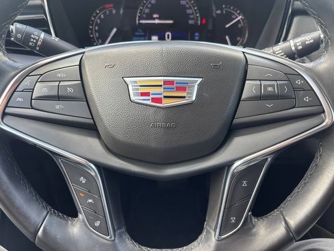 Used 2019 Cadillac XT5 Luxury AWD/4WD image 23