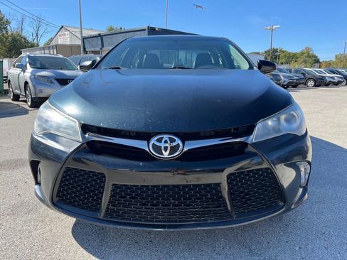 Used 2016 Toyota Camry SE image 8