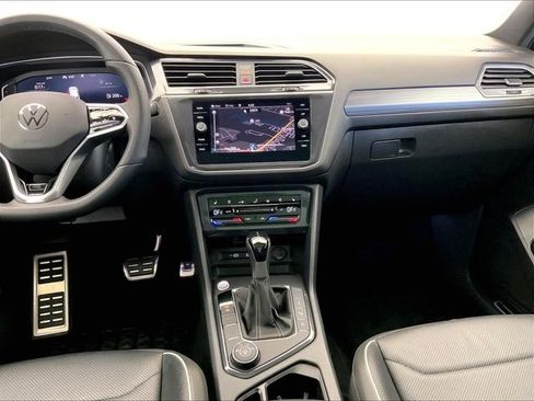 Used 2024 Volkswagen Tiguan SEL R-Line image 6