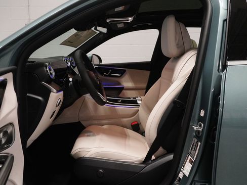 New 2026 Mercedes-Benz GLC 300 4MATIC image 14