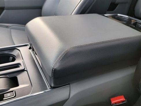 Used 2022 Ford F150 Lariat w/ Equipment Group 502A High image 36