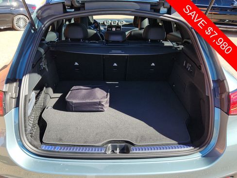 New 2025 Mercedes-Benz GLC 350e 4MATIC image 12