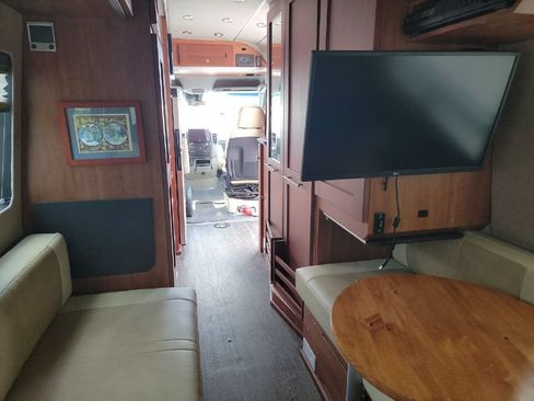 Used 2017 Mercedes-Benz Sprinter 3500 image 12