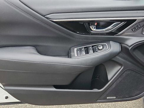 Used 2023 Subaru Outback Limited image 12