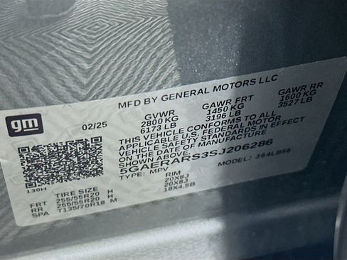 Used 2025 Buick Enclave Preferred image 12