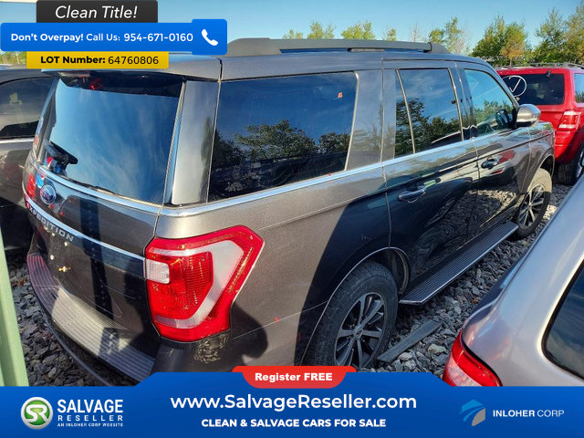 Used 2019 Ford Expedition XLT w/ Equipment Group 202A AWD/4WD image 4