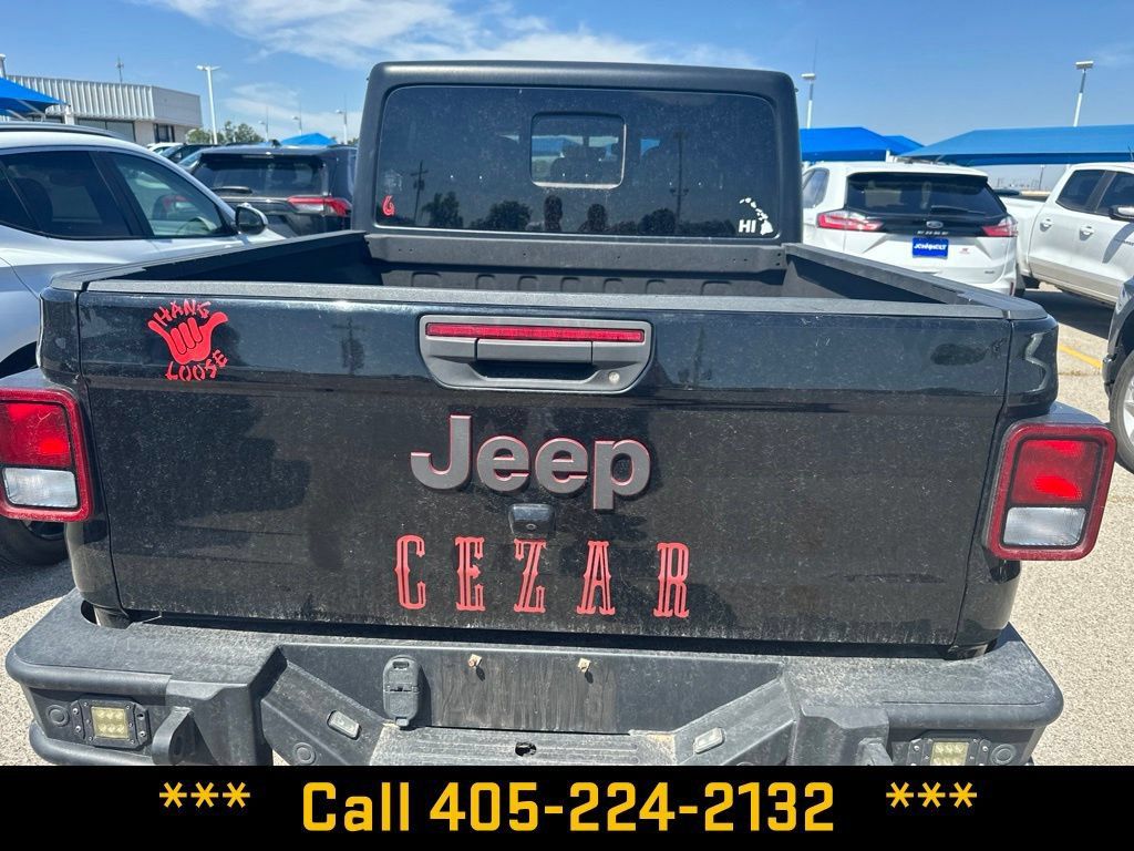 Used 2022 Jeep Gladiator Rubicon AWD/4WD image 6
