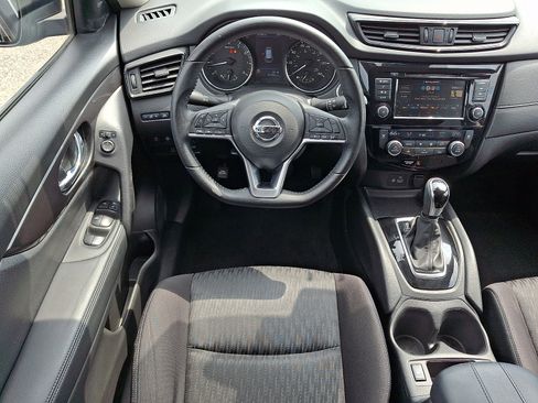 Certified 2020 Nissan Rogue SV AWD/4WD image 10