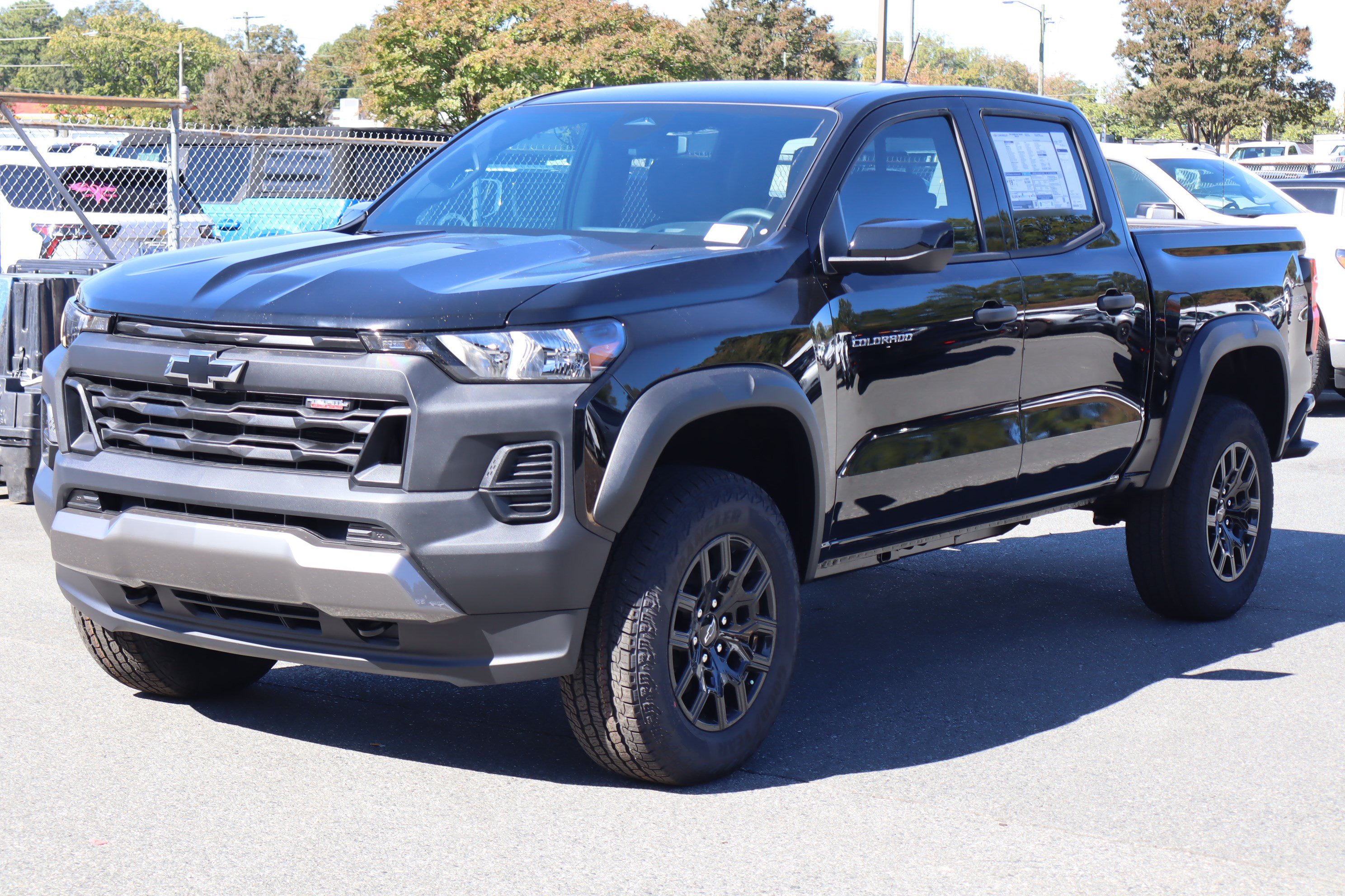 New 2026 Chevrolet Colorado Trail Boss AWD/4WD image 3