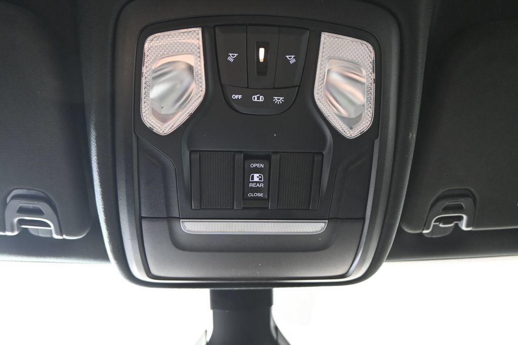 Used 2021 RAM 1500 Big Horn AWD/4WD image 35