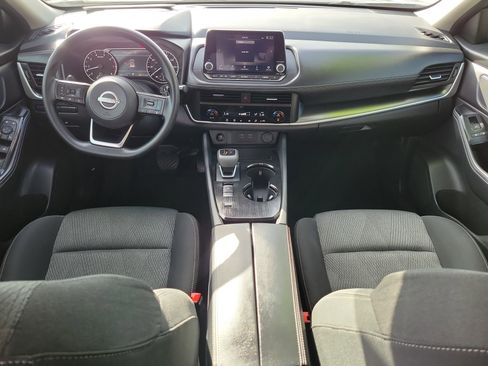 Certified 2024 Nissan Rogue SV FWD image 14