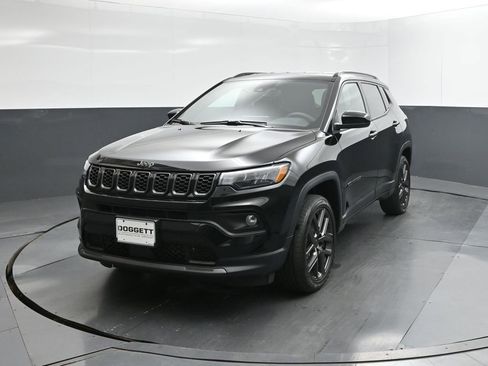New 2026 Jeep Compass Latitude AWD/4WD image 29