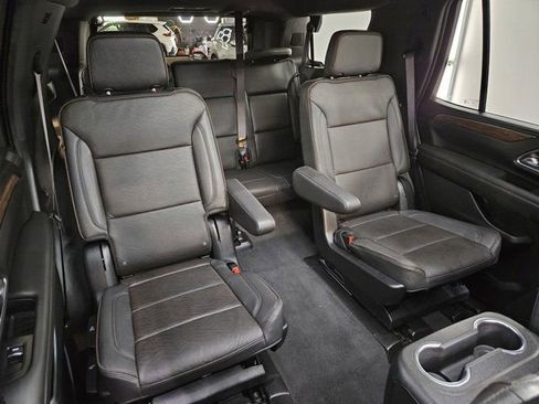 Certified 2024 Chevrolet Tahoe High Country w/ Premium Package image 28