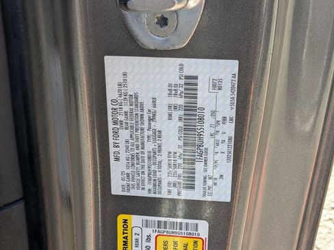 Used 2025 Ford Mustang Premium image 29