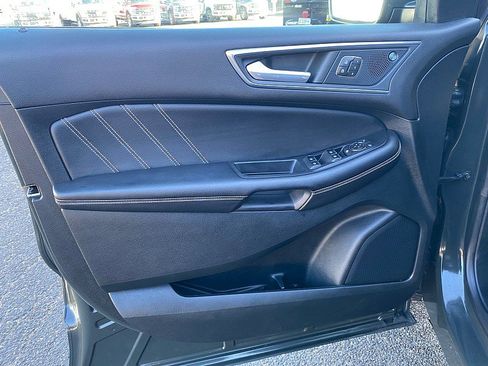 Certified 2022 Ford Edge ST w/ Equipment Group 401A image 23