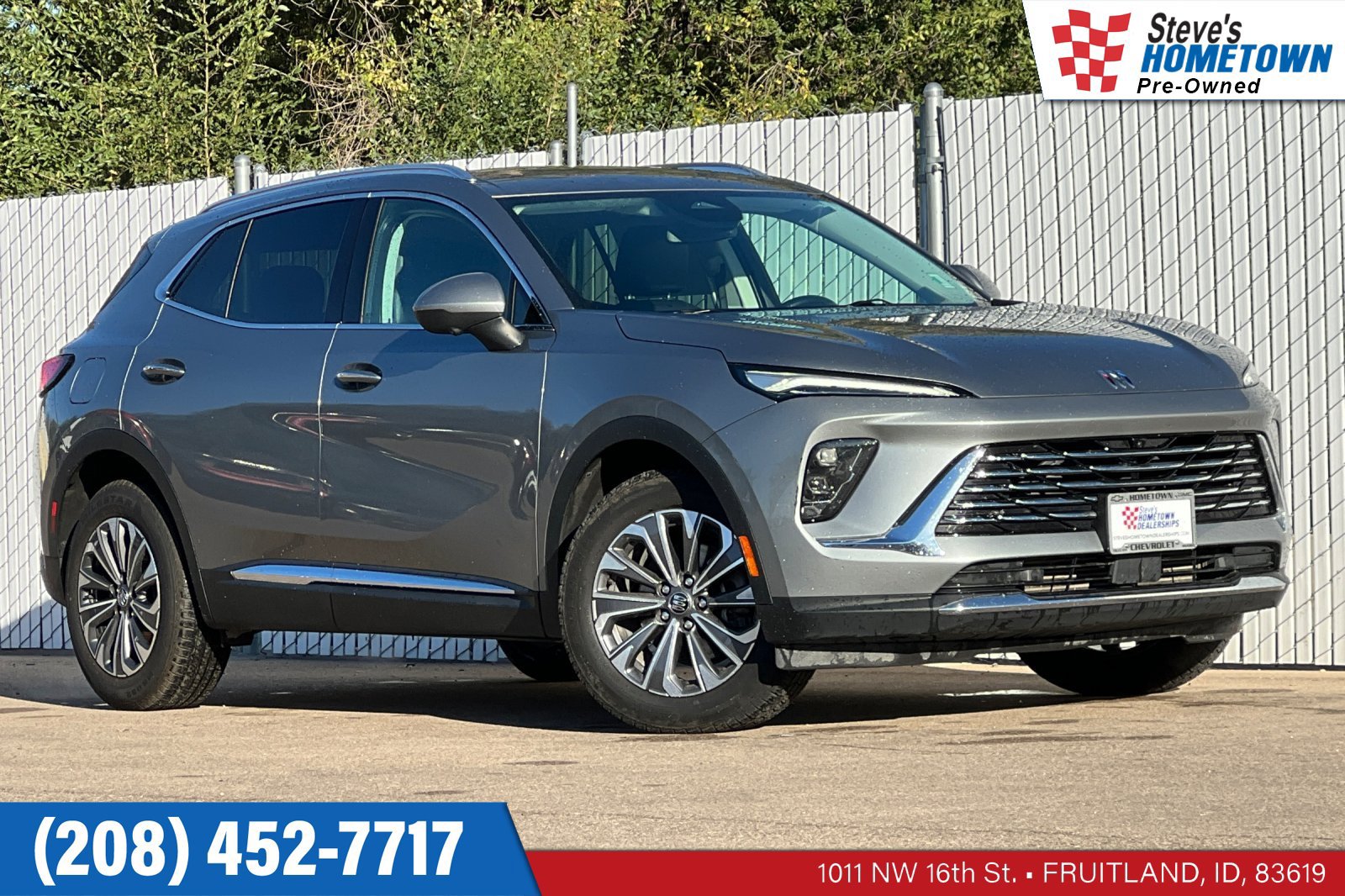 Used 2024 Buick Envision Preferred AWD/4WD image 1