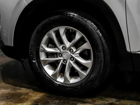 Used 2019 Hyundai Santa Fe SE image 47