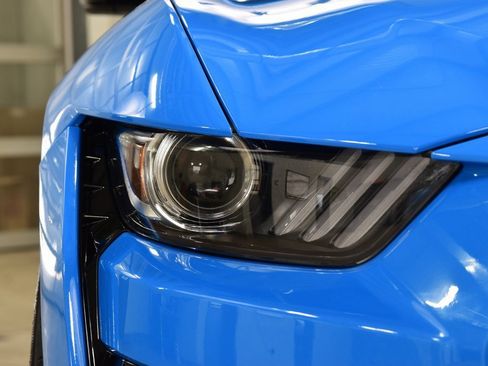 Used 2022 Ford Mustang Shelby GT500 w/ Technology Package image 12