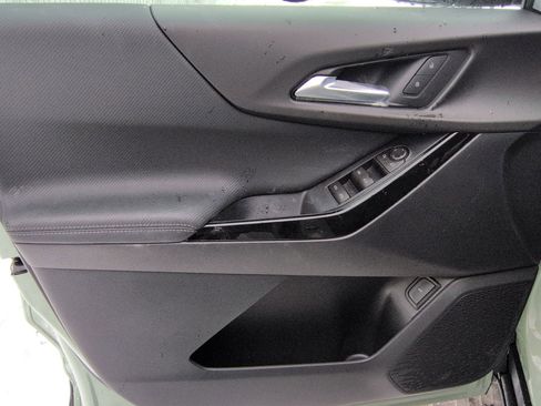 New 2026 Chevrolet Equinox LT w/ Convenience Package II image 81