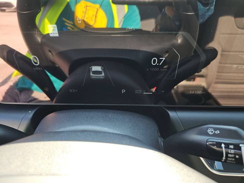 Used 2025 Kia K4 EX FWD image 2
