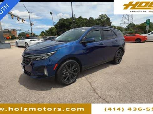 Certified 2023 Chevrolet Equinox RS w/ RS Leather Package AWD/4WD image 4