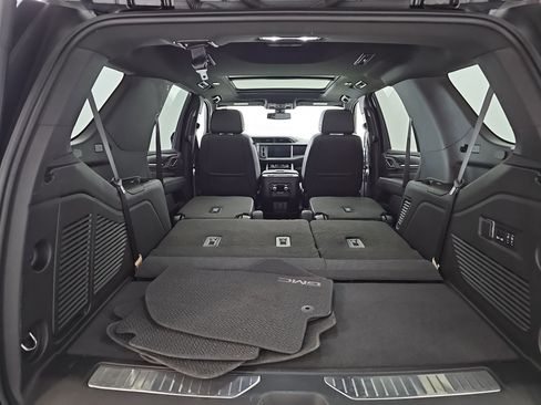 Used 2022 GMC Yukon Denali w/ Max Trailering Package image 24
