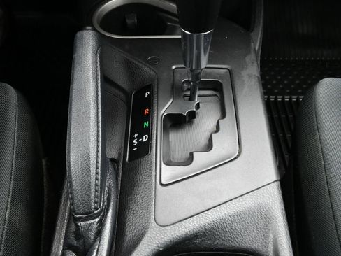 Used 2017 Toyota RAV4 LE image 19