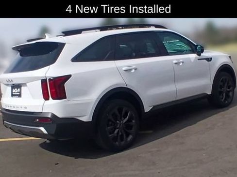 Certified 2022 Kia Sorento SX Prestige w/ Rust Color Package AWD/4WD image 3